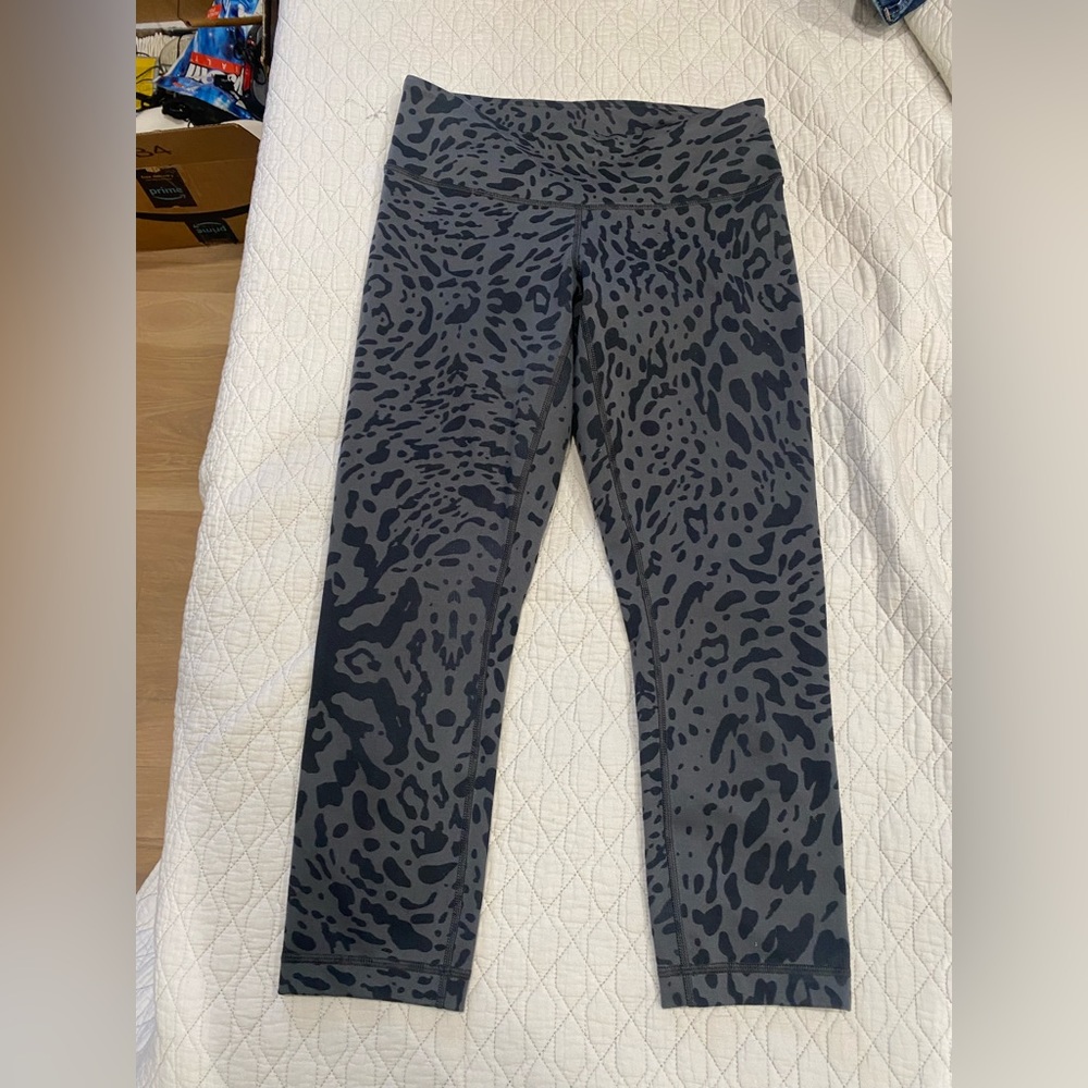 Lululemon Cropped wunder unders